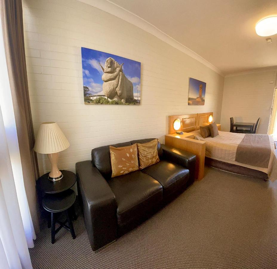 Goulburn Motor Inn מראה חיצוני תמונה
